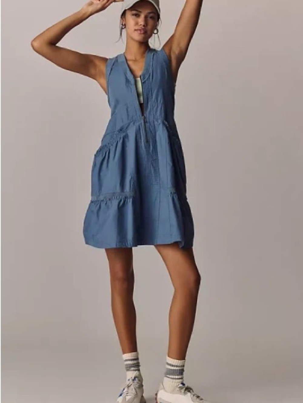 Daily Practice Trek Utility
Mini Dress Slate Blue size medium